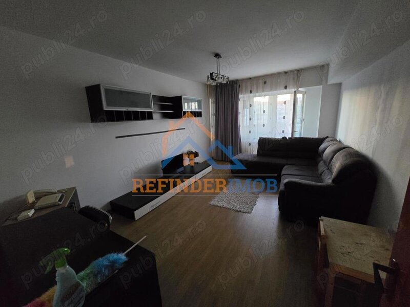 Trei camere, inchiriere apartament